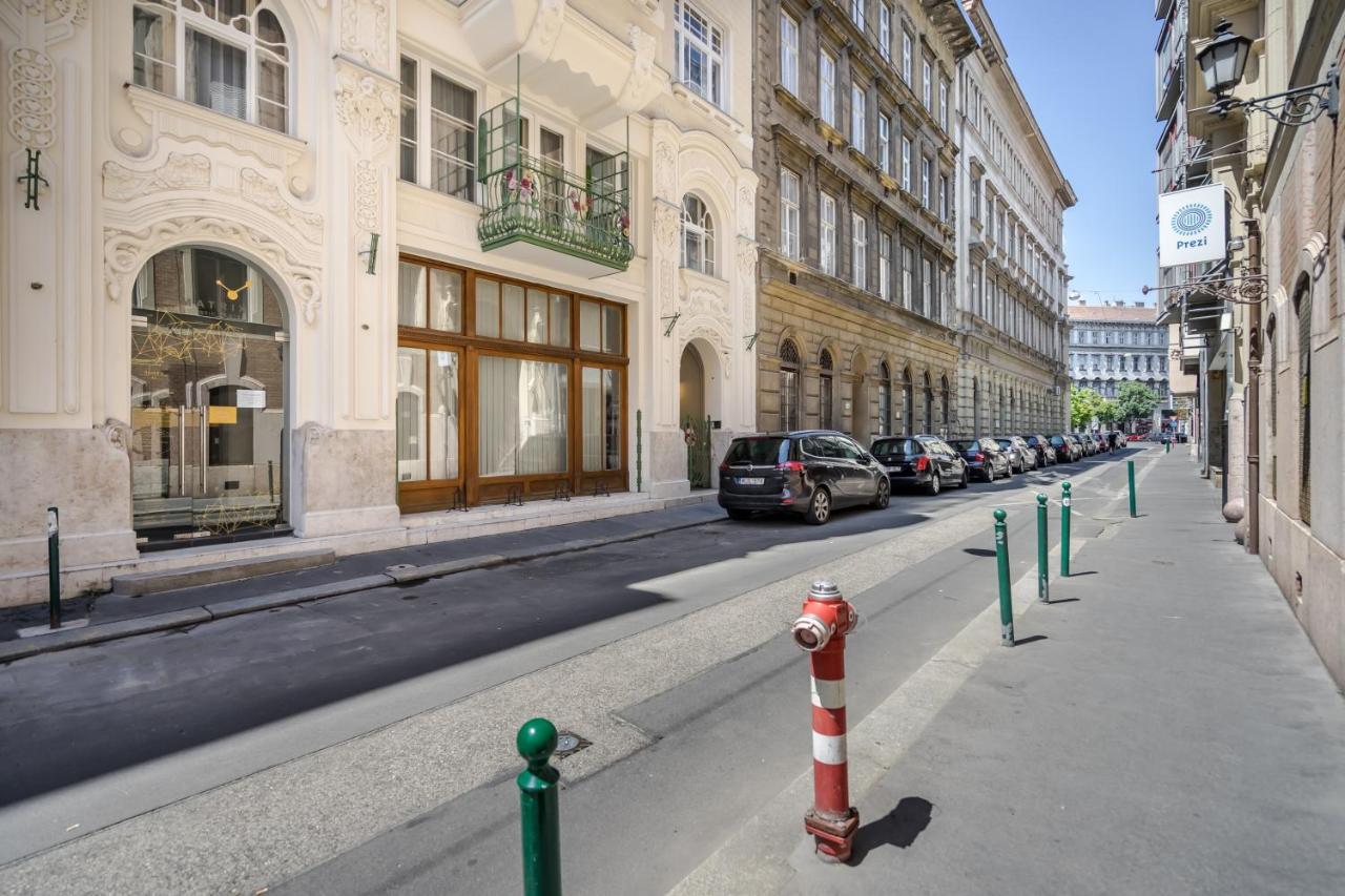 Bpr Elite Apartments - Sky Terrace Budapest Luaran gambar