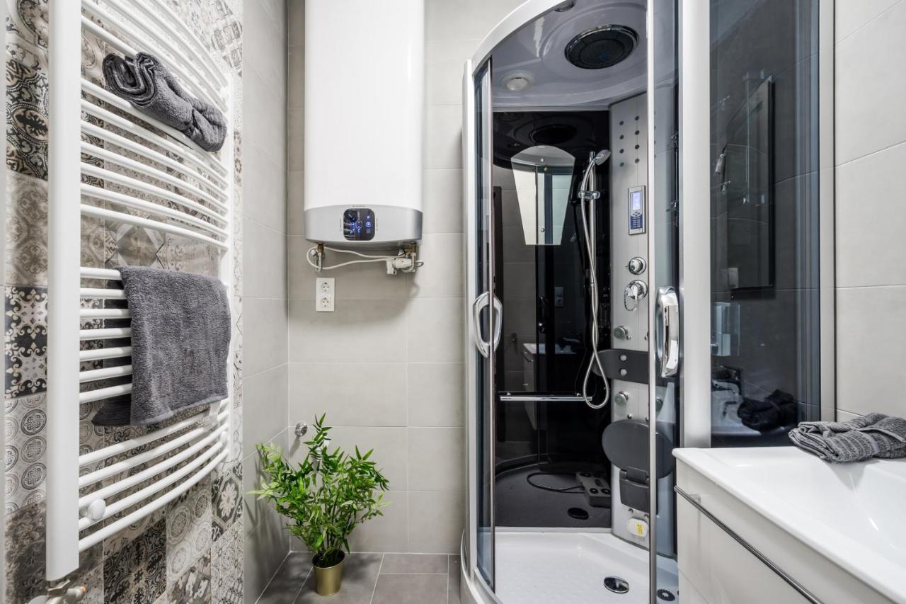 Bpr Elite Apartments - Sky Terrace Budapest Luaran gambar