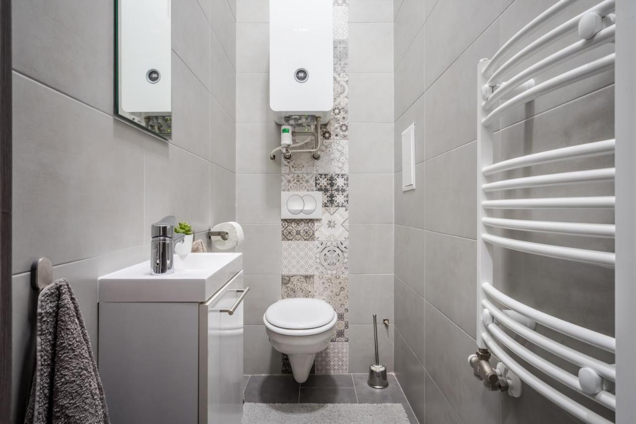 Bpr Elite Apartments - Sky Terrace Budapest Luaran gambar